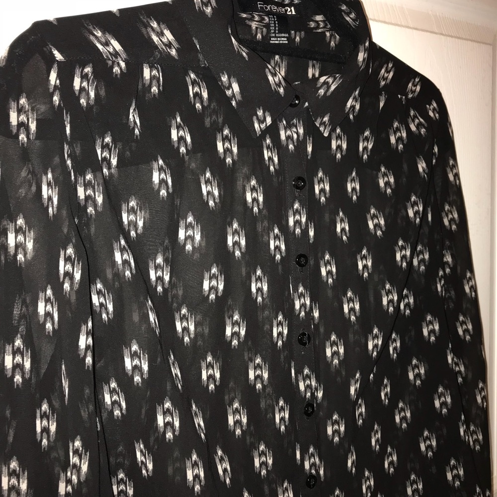 Button down blouse - Picture 3 of 4